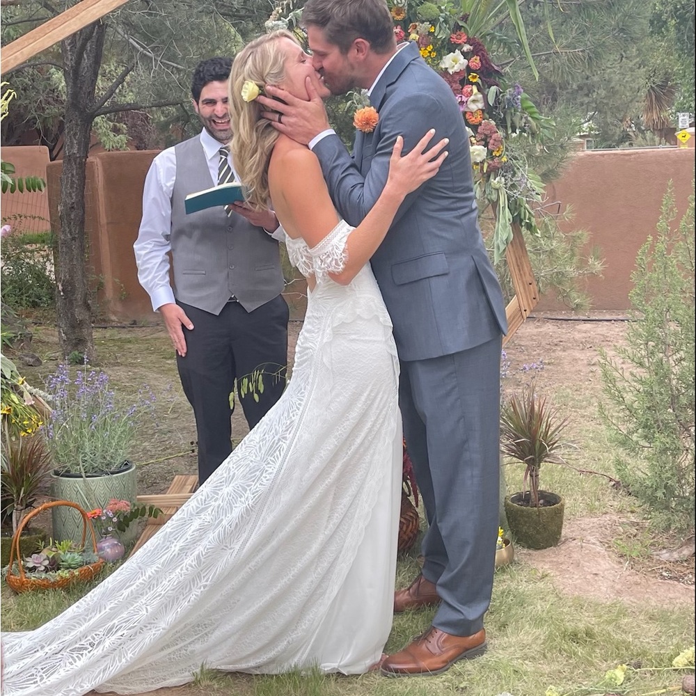 Grace Loves Lace, Stunning Noah Dress - Picture 12 of 12
